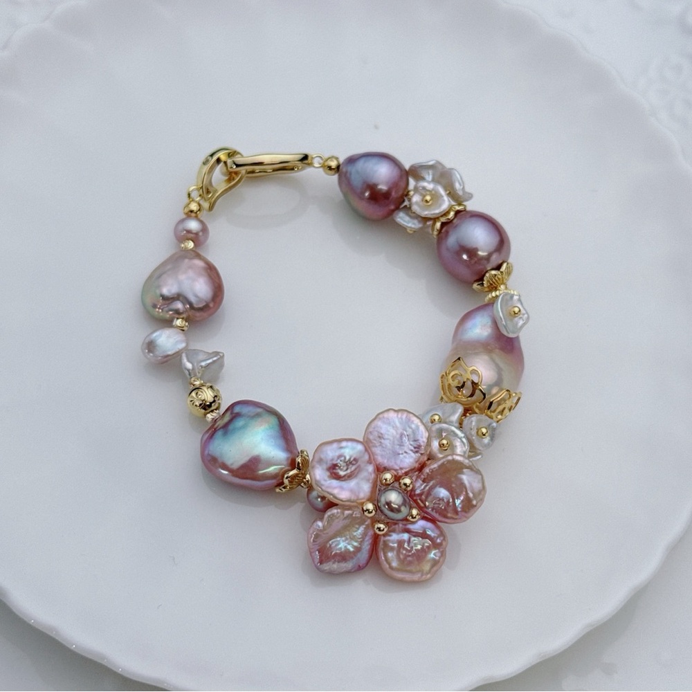 B114 Handmade High Quality Freshwater Baroque Pearl Bracelets - Picture 4 of 5